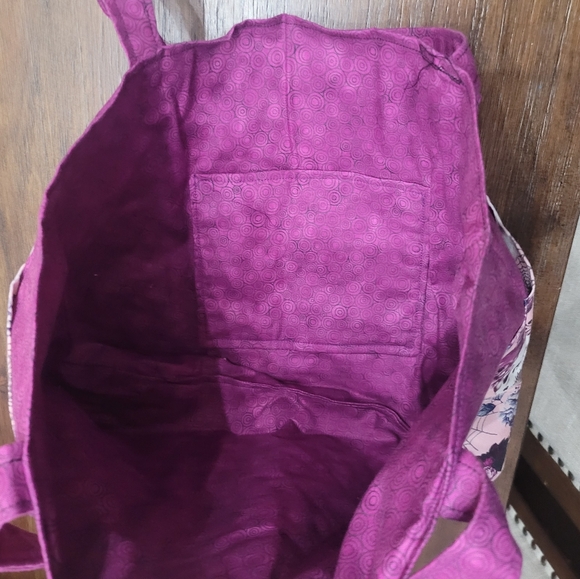 Skull bag  💀 ☠️ 🦴 💀 ☠️ - Picture 2 of 3